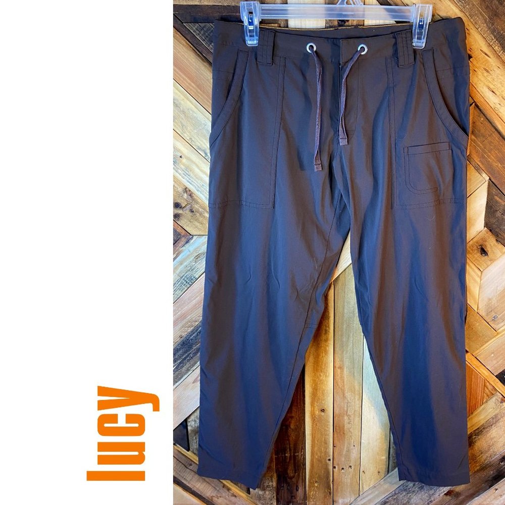 LUCY | Active Brown Loose Capri Short | S